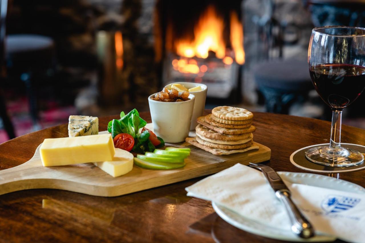 The Fox & Hounds Inn Danby Exterior photo