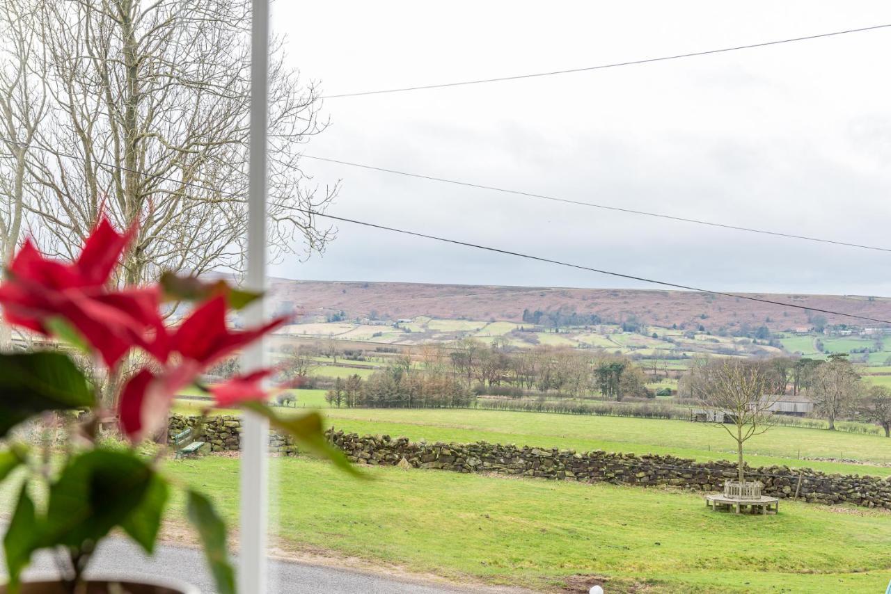 The Fox & Hounds Inn Danby Exterior photo